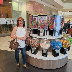 Meet your Posher, Jacqueline